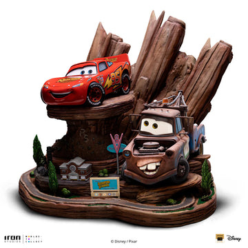 Lightning Mcqueen & Tow Mater Cars Disney Deluxe Art Scale 1/10 Figurka 37 cm