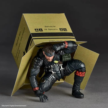 Naked Snake Sneaking Suit Ver. Metal Gear Solid Delta Revoltech A.Y. Figurka 17 cm