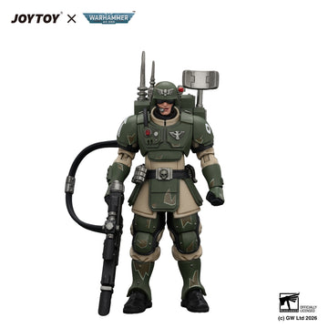 Astra Militarum Kasrkin 3 with Hot-shot Lasgun and Vox-caster Warhammer 40k 1/18 Figurka 10 cm