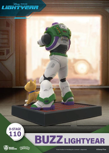 Buzz Lightyear Disney Lightyear D-Stage Diorama Figurka 15 cm