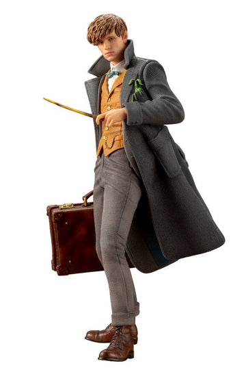 Newt Scamander Fantastic Beasts 2 ARTFX+ 1/10 Figurka 18 cm