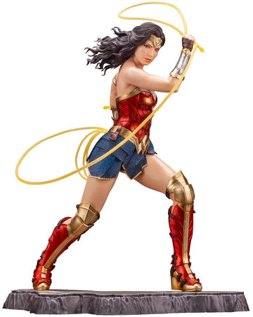 Wonder Woman 1984 DC Movie 1/6 Figurka 25 cm