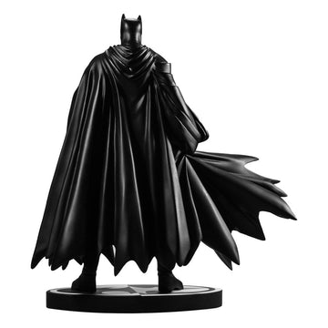 Batman Black & White by Lee Weeks Figurka 19 cm