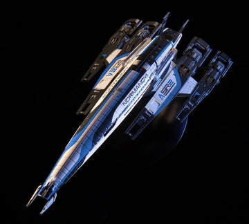 Normandy SR-2 Mass Effect Die-Cast Figurka 22 cm