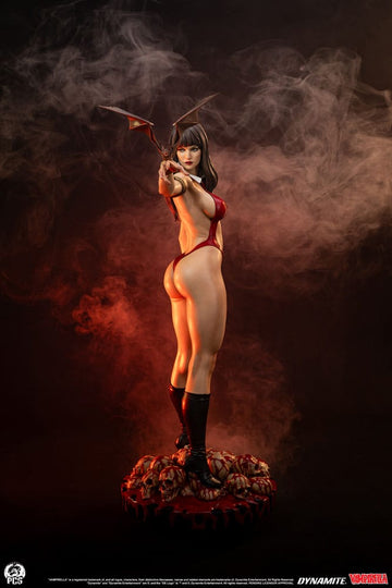 Vampirella 1/2 Figurka 112 cm