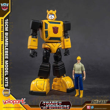 Bumblebee Amk Pro Transformers: Generation One Model Kit Figurka 16 cm